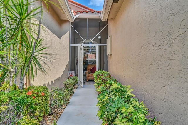 8072 Key West Lane, Boynton Beach, FL 33472