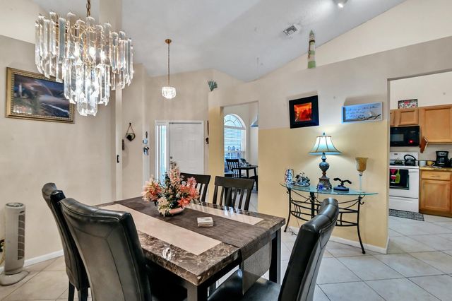 8072 Key West Lane, Boynton Beach, FL 33472