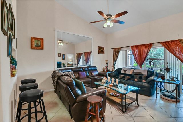 8072 Key West Lane, Boynton Beach, FL 33472