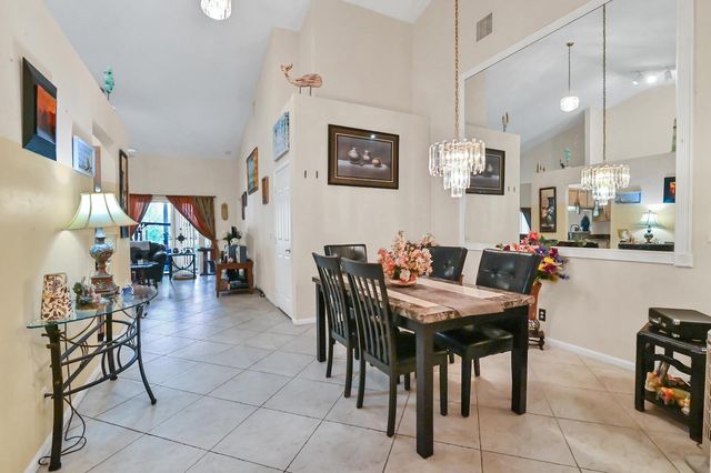 8072 Key West Lane, Boynton Beach, FL 33472