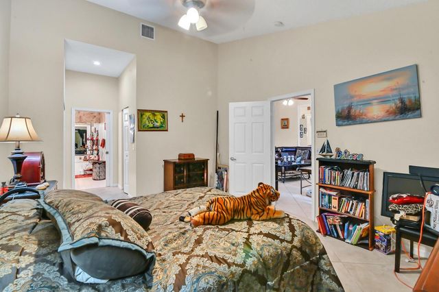 8072 Key West Lane, Boynton Beach, FL 33472