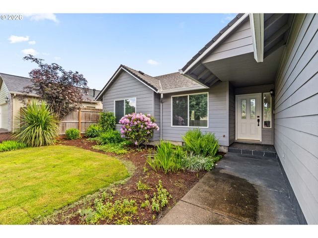 432 TAZ Ln, Eugene, OR 97404