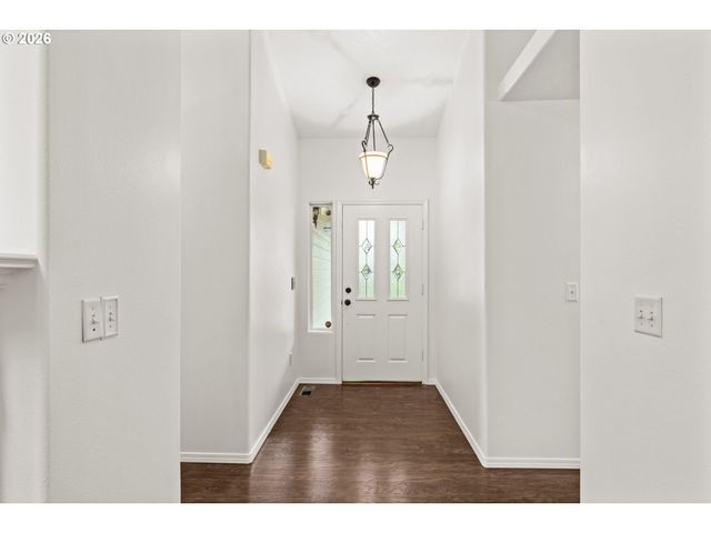 432 TAZ Ln, Eugene, OR 97404