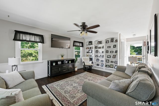 8 Winthrop Road, Bethel, CT 06801