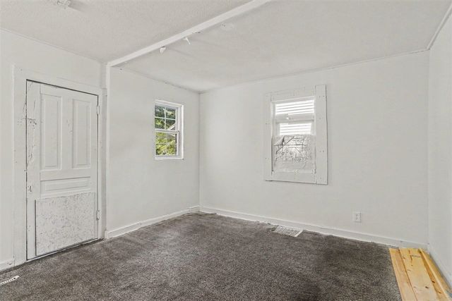 64 Goguac Street, Battle Creek, MI 49015