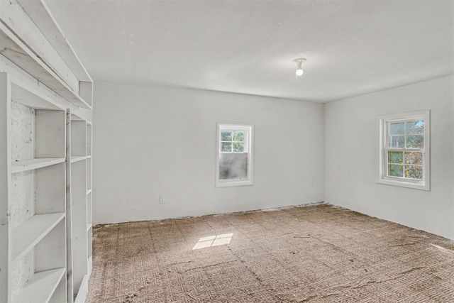64 Goguac Street, Battle Creek, MI 49015