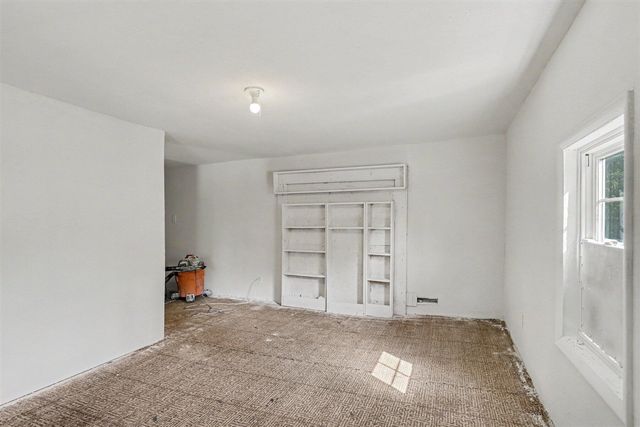 64 Goguac Street, Battle Creek, MI 49015