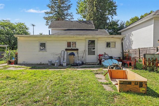 64 Goguac Street, Battle Creek, MI 49015