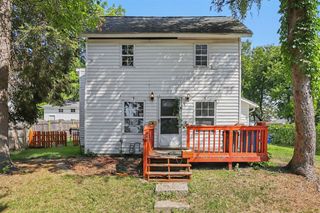 64 Goguac Street, Battle Creek, MI 49015