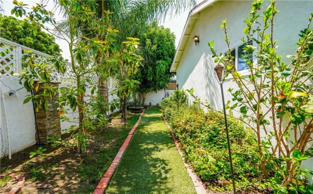 1800 E Hardwick, Long Beach, CA 90807