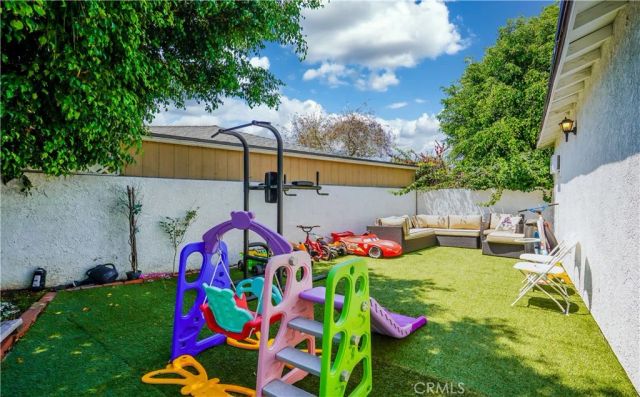 1800 E Hardwick, Long Beach, CA 90807