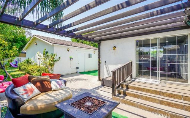 1800 E Hardwick, Long Beach, CA 90807
