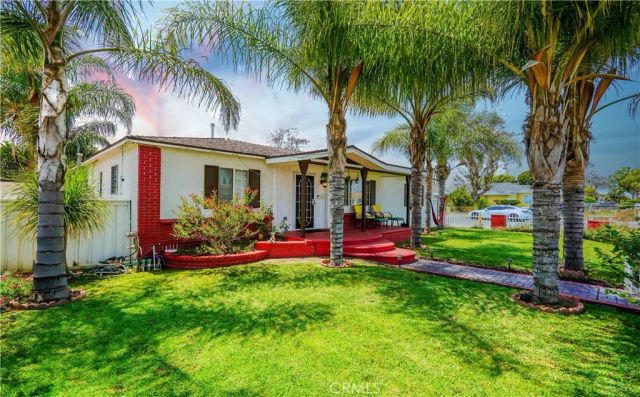 1800 E Hardwick, Long Beach, CA 90807
