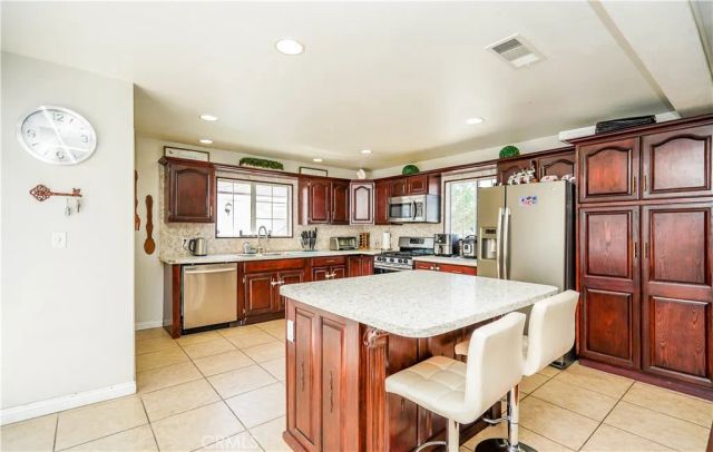 1800 E Hardwick, Long Beach, CA 90807
