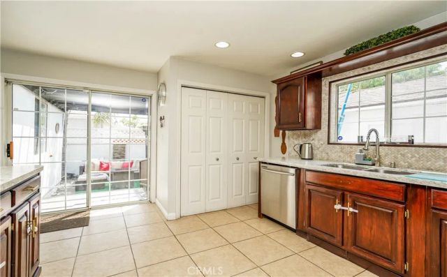 1800 E Hardwick, Long Beach, CA 90807