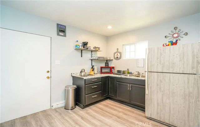 1800 E Hardwick, Long Beach, CA 90807