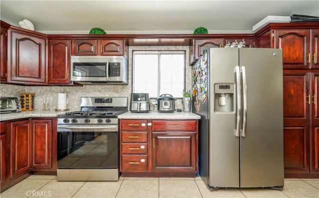 1800 E Hardwick, Long Beach, CA 90807