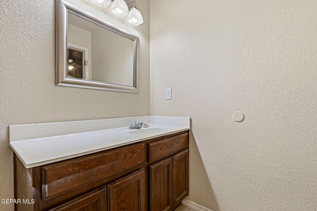 11737 AUTUMN WHEAT Drive, El Paso, TX 79934