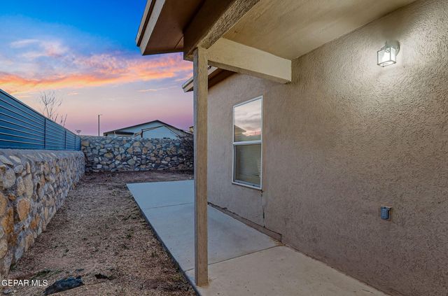 11737 AUTUMN WHEAT Drive, El Paso, TX 79934