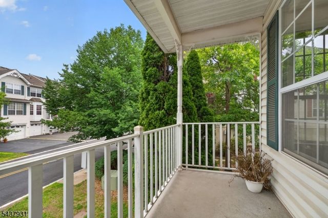 19 Cummington Ln, Raritan Twp., NJ 08822