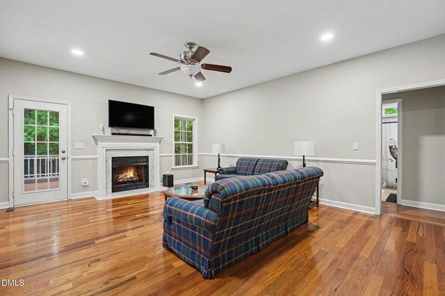 158 Homestead Way, Clayton, NC 27527
