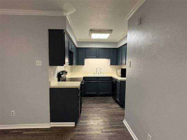 5902 Marvin Loving Drive 204, Garland, TX 75043