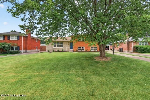 3722 Downing Way, Louisville, KY 40218