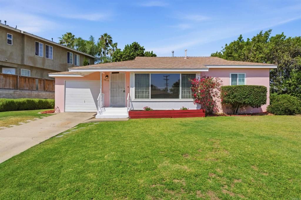 Image 2 of property listing at 6415 Zena Dr, San Diego, CA 92115