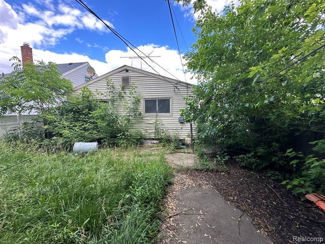 15589 Norborne Avenue, Redford, MI 48239