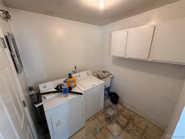 15589 Norborne Avenue, Redford, MI 48239