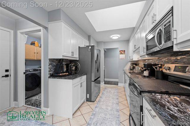 17001 Kari Court, Clinton Charter Township, MI 48038