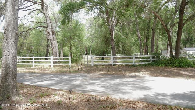 17622 Caufield Road, Spring Hill(pasco), FL 34610