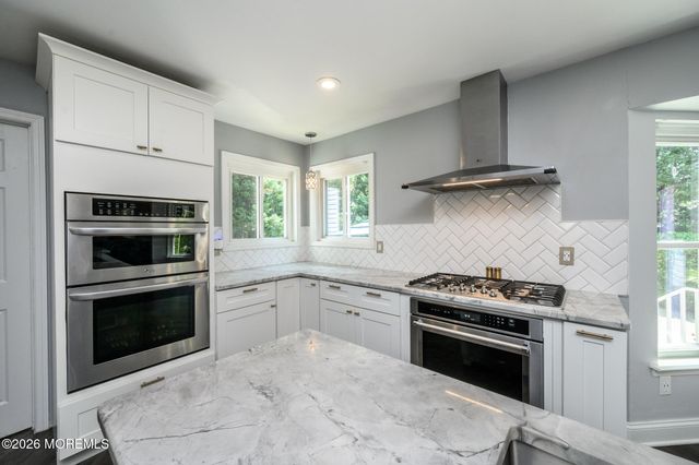8 Cecilia Court, Howell, NJ 07731