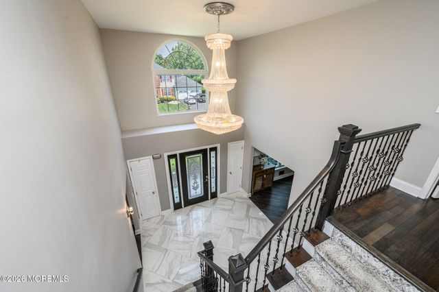 8 Cecilia Court, Howell, NJ 07731