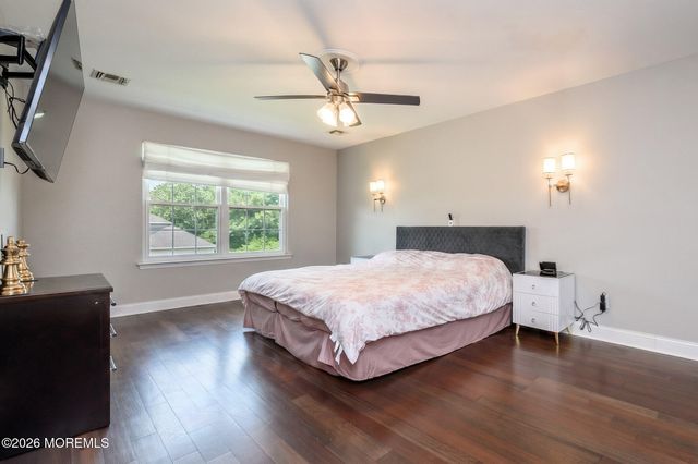 8 Cecilia Court, Howell, NJ 07731