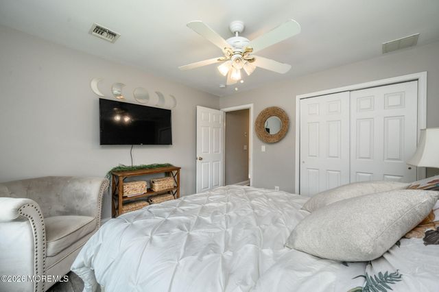 8 Cecilia Court, Howell, NJ 07731