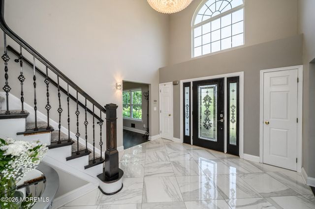 8 Cecilia Court, Howell, NJ 07731