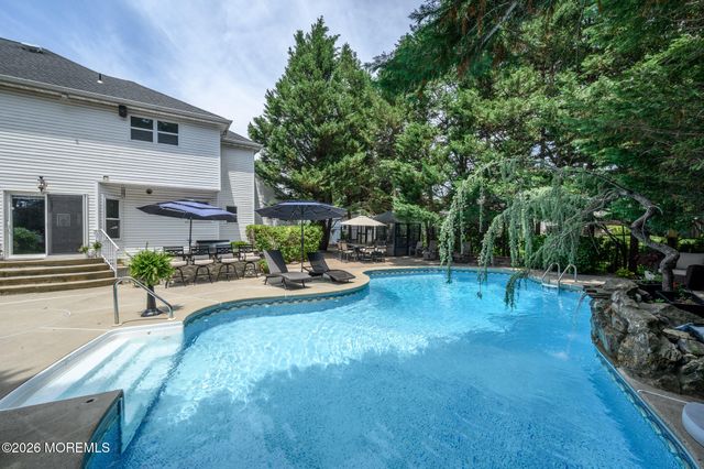 8 Cecilia Court, Howell, NJ 07731