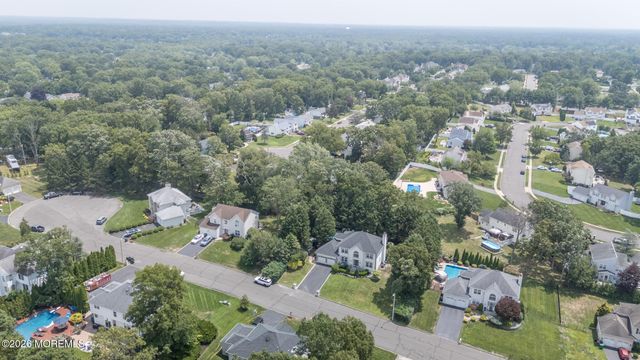 8 Cecilia Court, Howell, NJ 07731