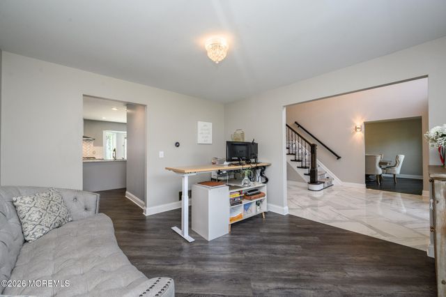 8 Cecilia Court, Howell, NJ 07731