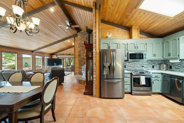 4933 Lakeside Dr, Placerville, CA 95667