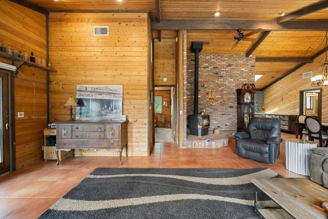4933 Lakeside Dr, Placerville, CA 95667