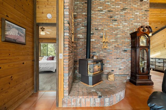 4933 Lakeside Dr, Placerville, CA 95667