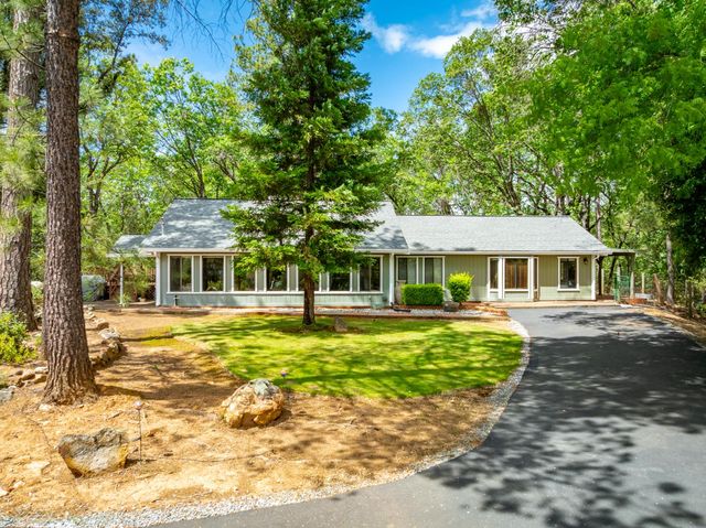 4933 Lakeside Dr, Placerville, CA 95667