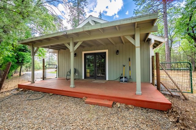 4933 Lakeside Dr, Placerville, CA 95667