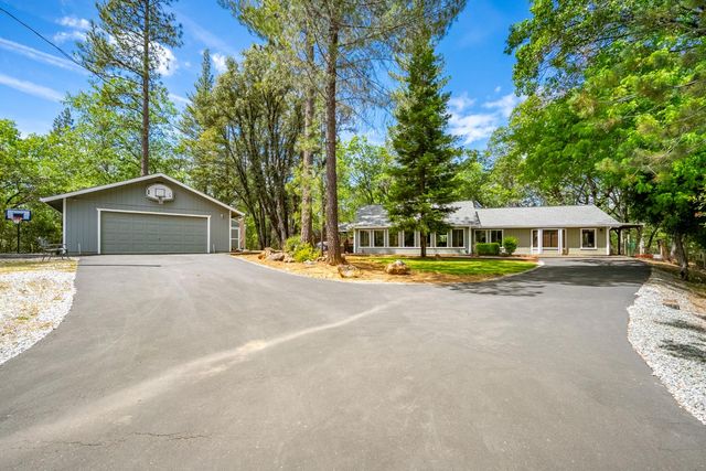 4933 Lakeside Dr, Placerville, CA 95667