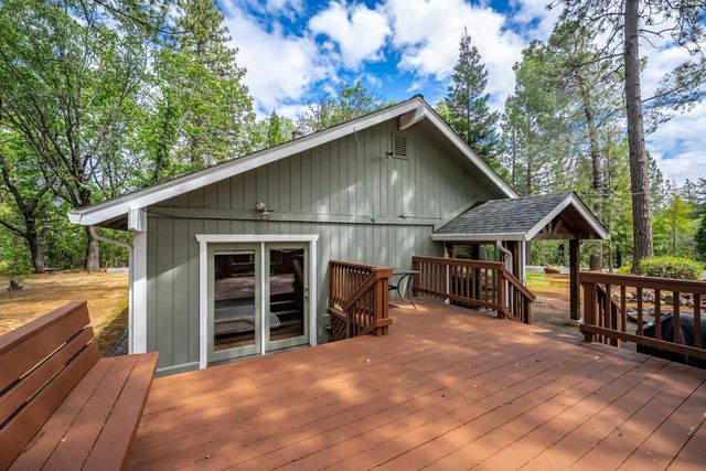 4933 Lakeside Dr, Placerville, CA 95667