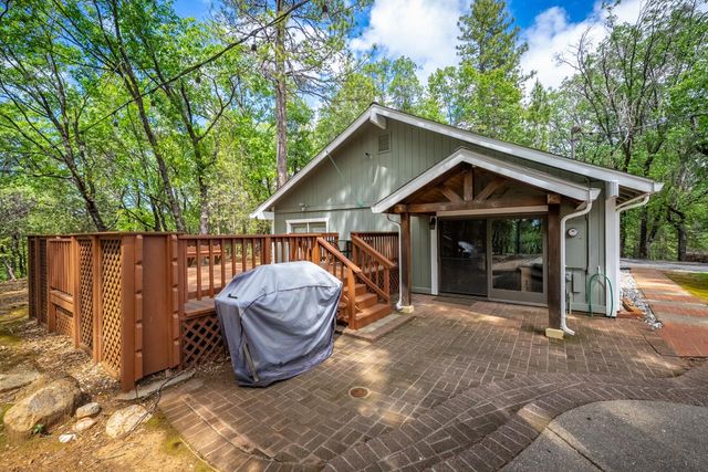 4933 Lakeside Dr, Placerville, CA 95667