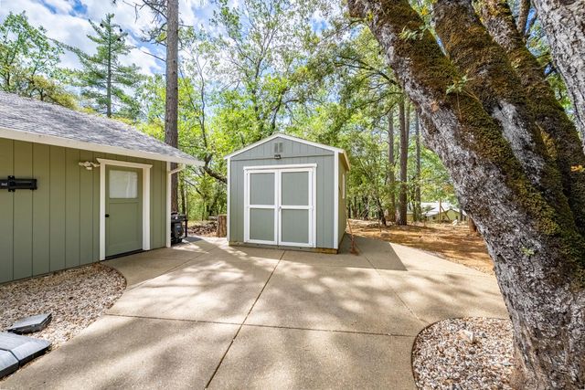 4933 Lakeside Dr, Placerville, CA 95667