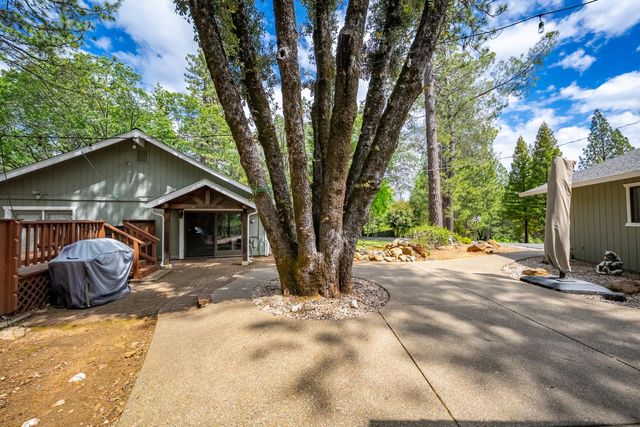 4933 Lakeside Dr, Placerville, CA 95667